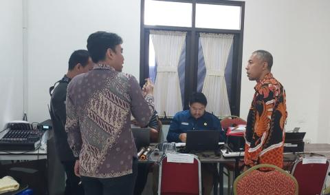 Pengawasan Pendaftaran Bakal Calon Bupati