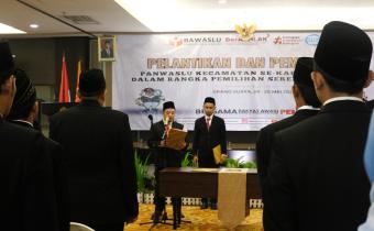 Pelantikan Panwaslu Kecamatan